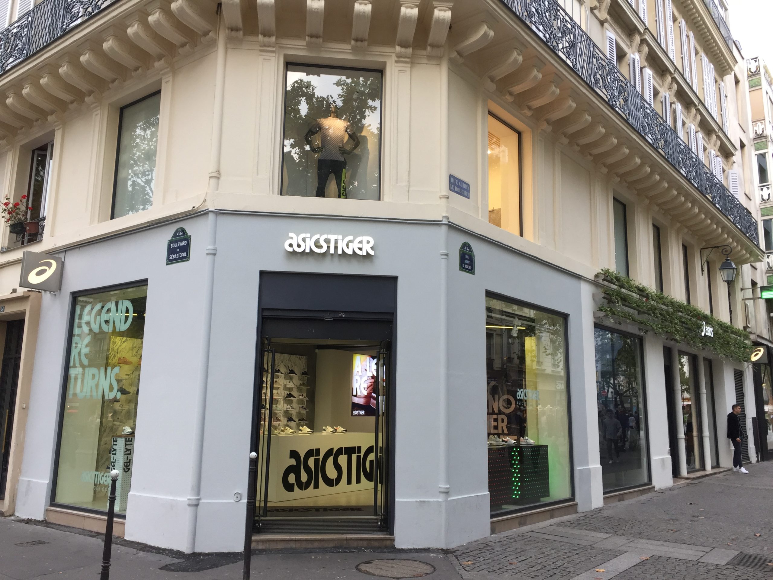 magasin asics nice
