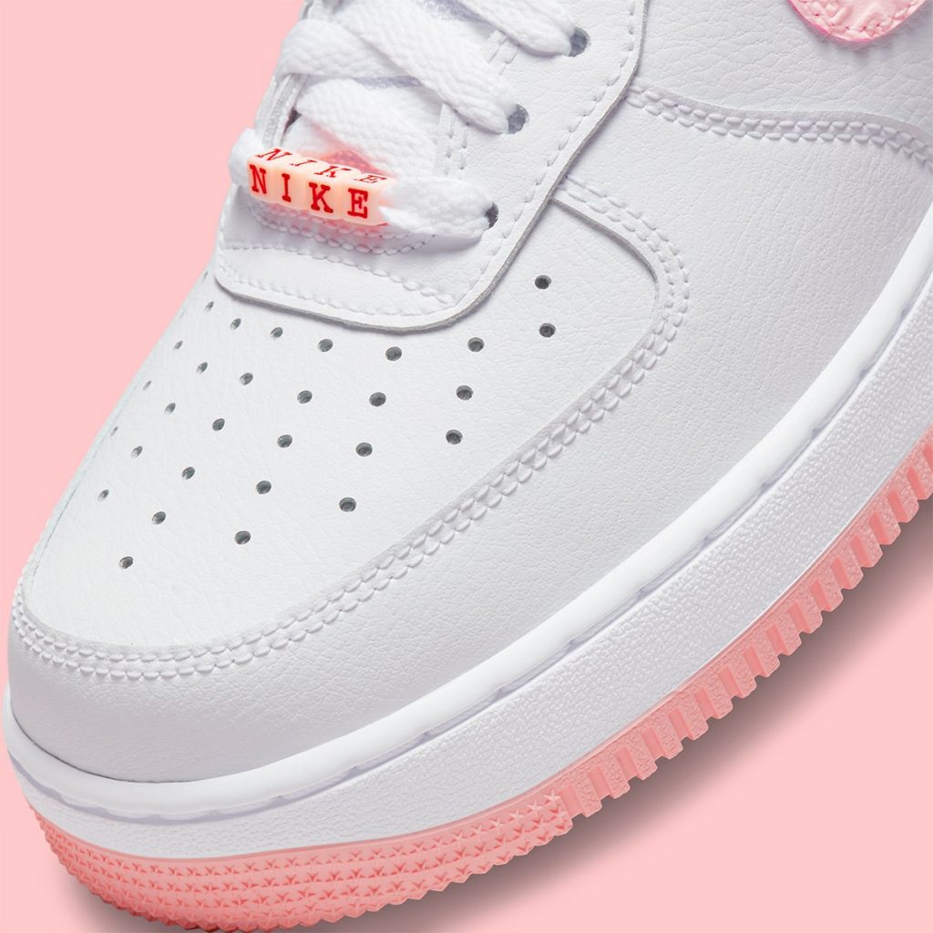 Nike Air Force 1 « Valentine's Day » 2022 - SELECTA BISSO