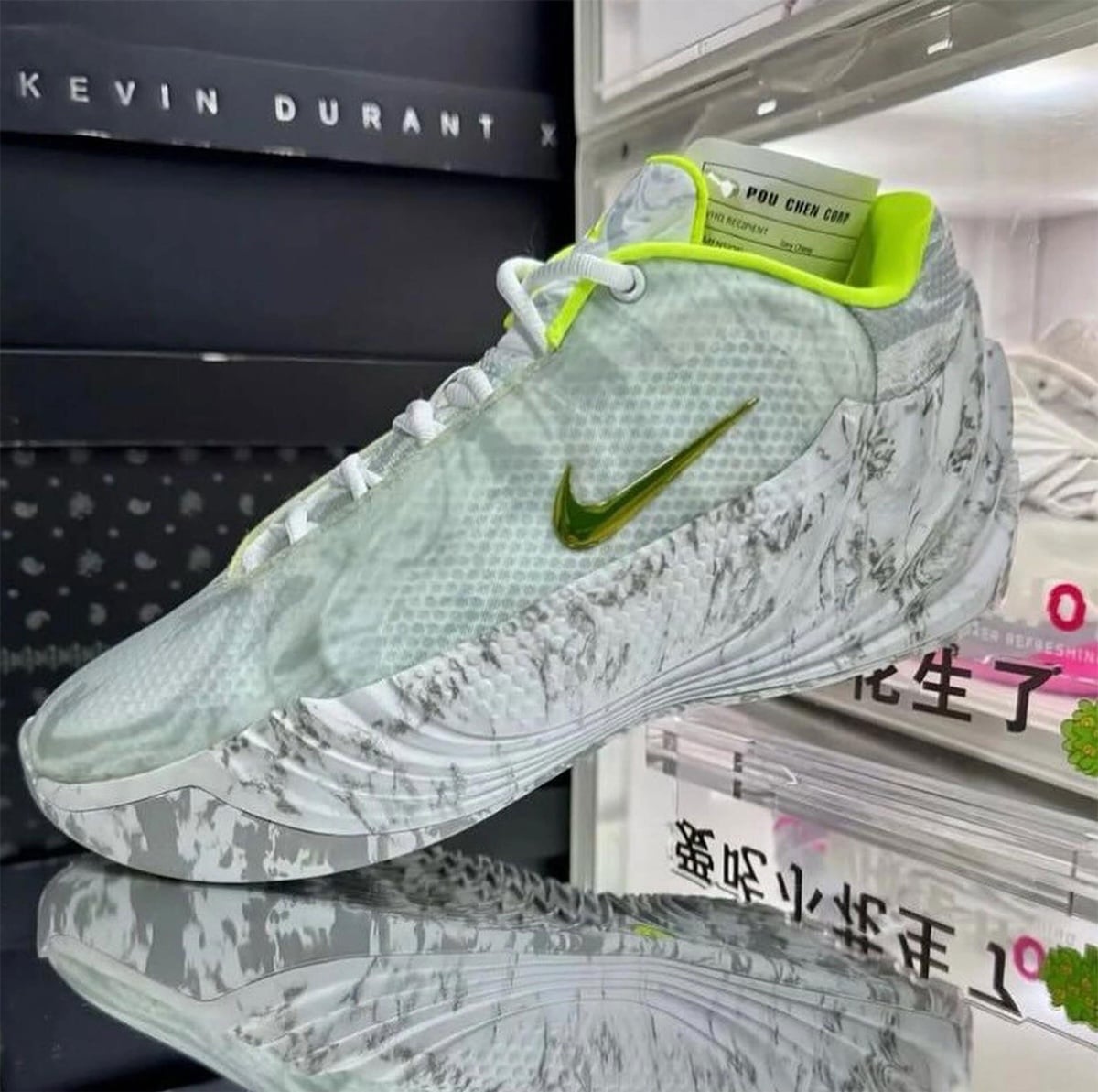Nike Giannis Freak 8 “Wolf Grey/Volt”: Rendimiento y estilo sobrio para ...