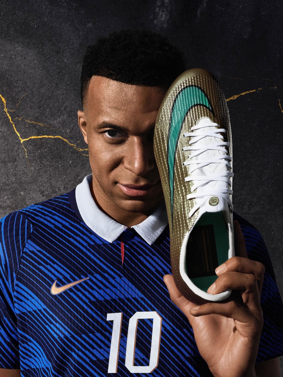 Nike celebrates Kylian Mbappé with the Mercurial Superfly 11 Elite FG "Golden Boot" - SELECTA BISSO