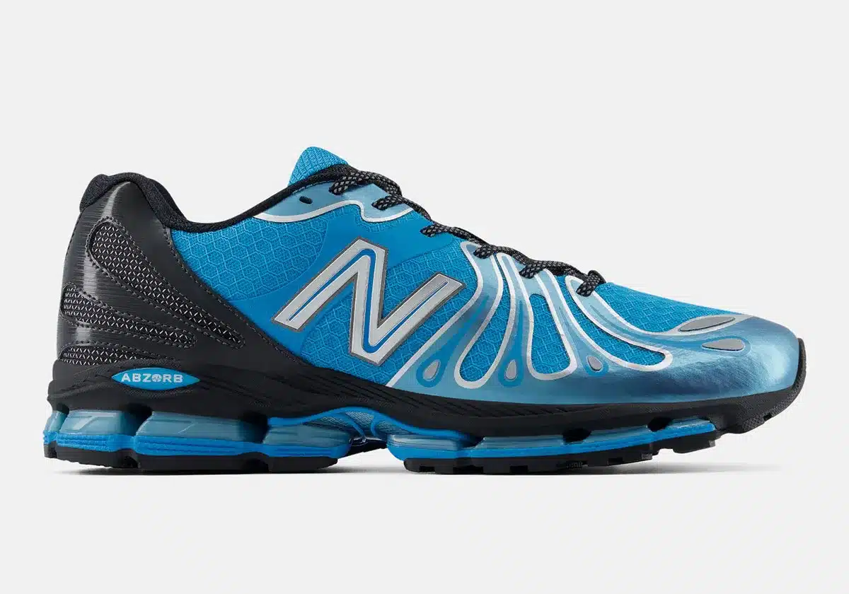 New Balance 1890 ???Blue/Silver/Black???: A touch of Detroit Lions for the new hybrid runner